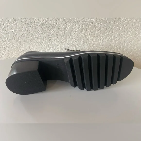 Bernardo Shoes Loafer Navy White Leather Sz 9.5 - Picture 4 of 7